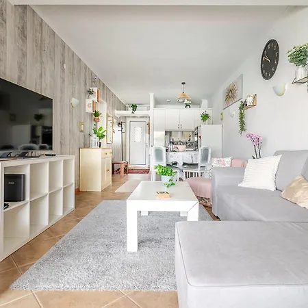 Maison Du Soleil By Seareen